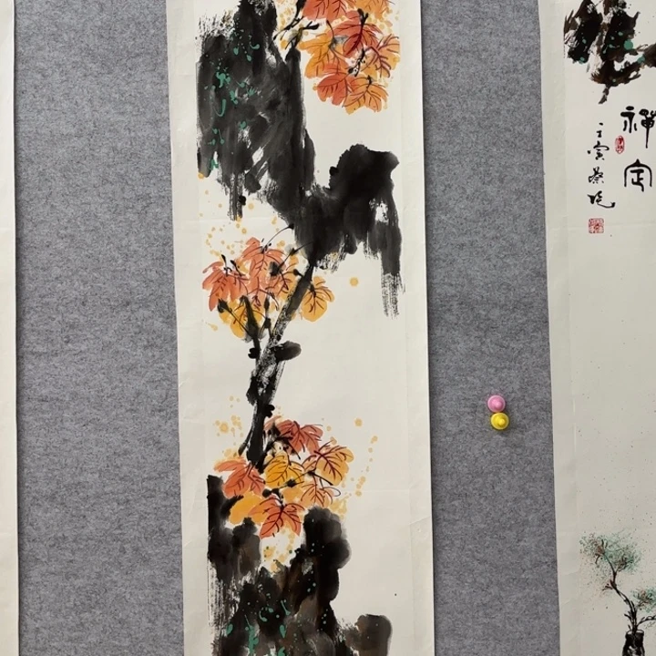 国画花鸟等多种鸟类的栖息