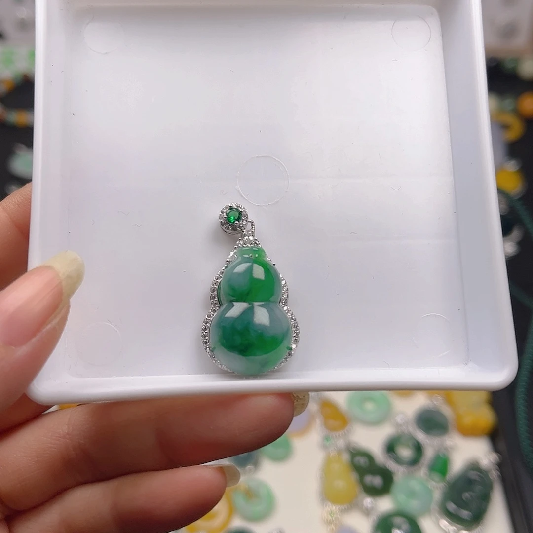 【闪购商品】翡翠颈饰银S925镶嵌慕**杨吊坠