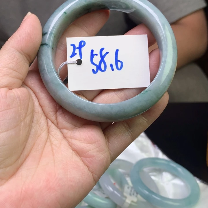 未镶嵌手镯翡翠29