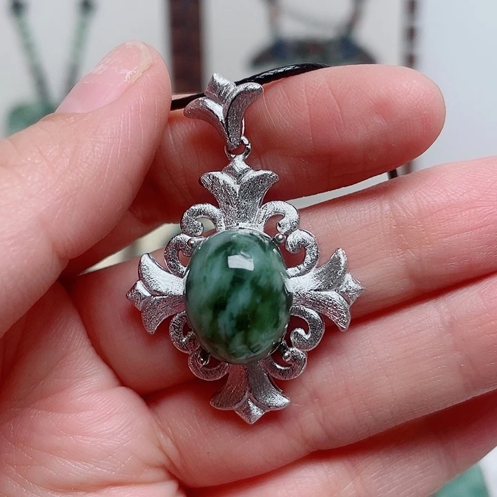 透闪石-蛇纹石玉银S925镶嵌颈饰菁