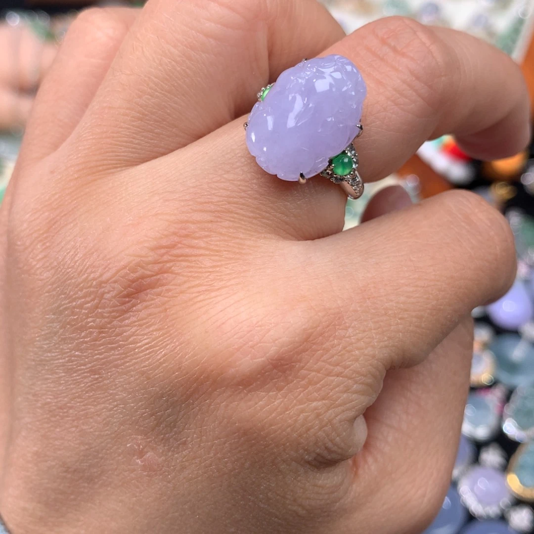 18K金镶嵌戒指翡翠紫罗兰貔貅戒指