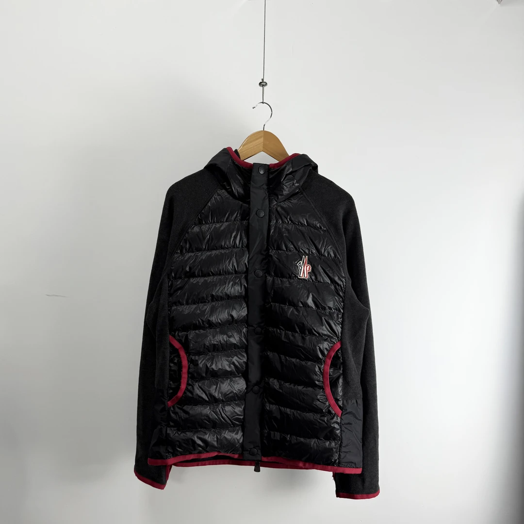 99新 MONCLER 黑色徽标拼接针织羽绒夹克XXL码