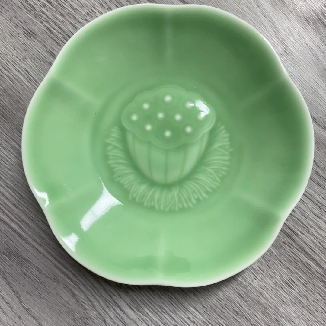 微瑕特价青瓷青瓷15厘米