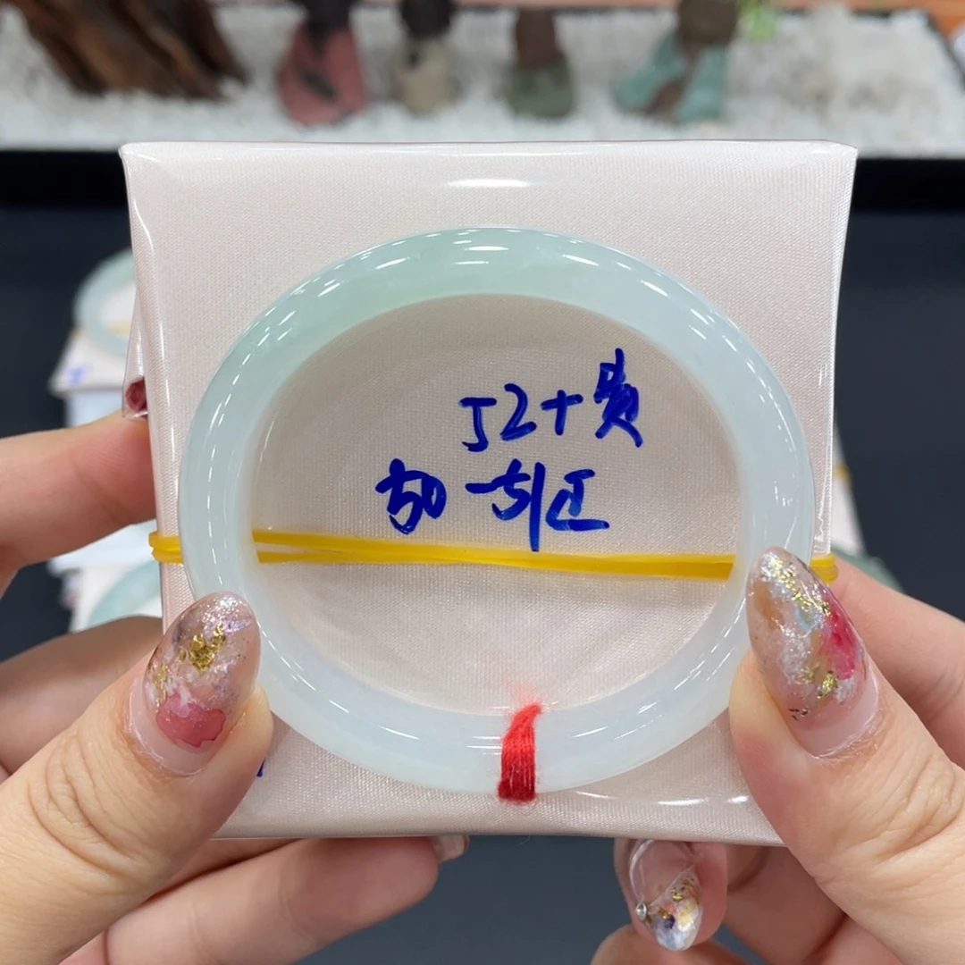未镶嵌手镯翡翠缅甸天然翡翠手镯