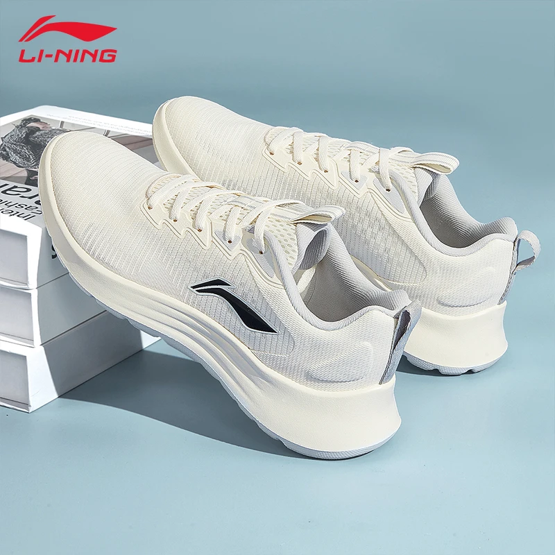 李宁轻弦跑步男子新款秋季轻便网面运动鞋休闲男鞋百搭旅游鞋F