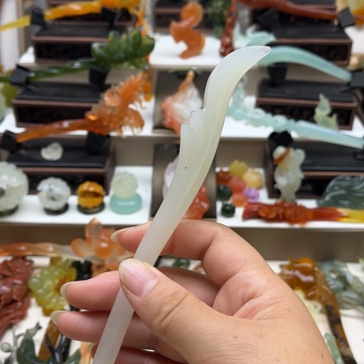 蛇纹石玉未镶嵌岫玉发簪