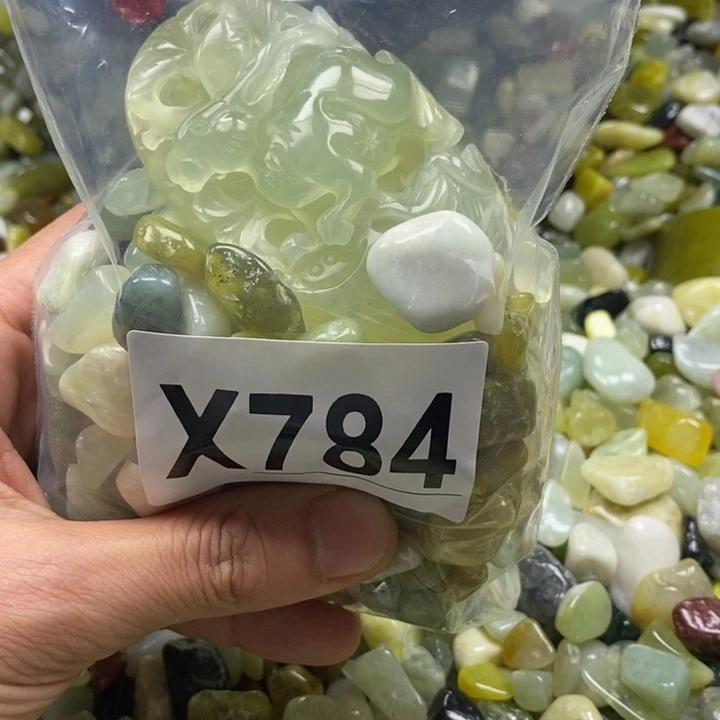 蛇纹石玉未镶嵌鱼缸石