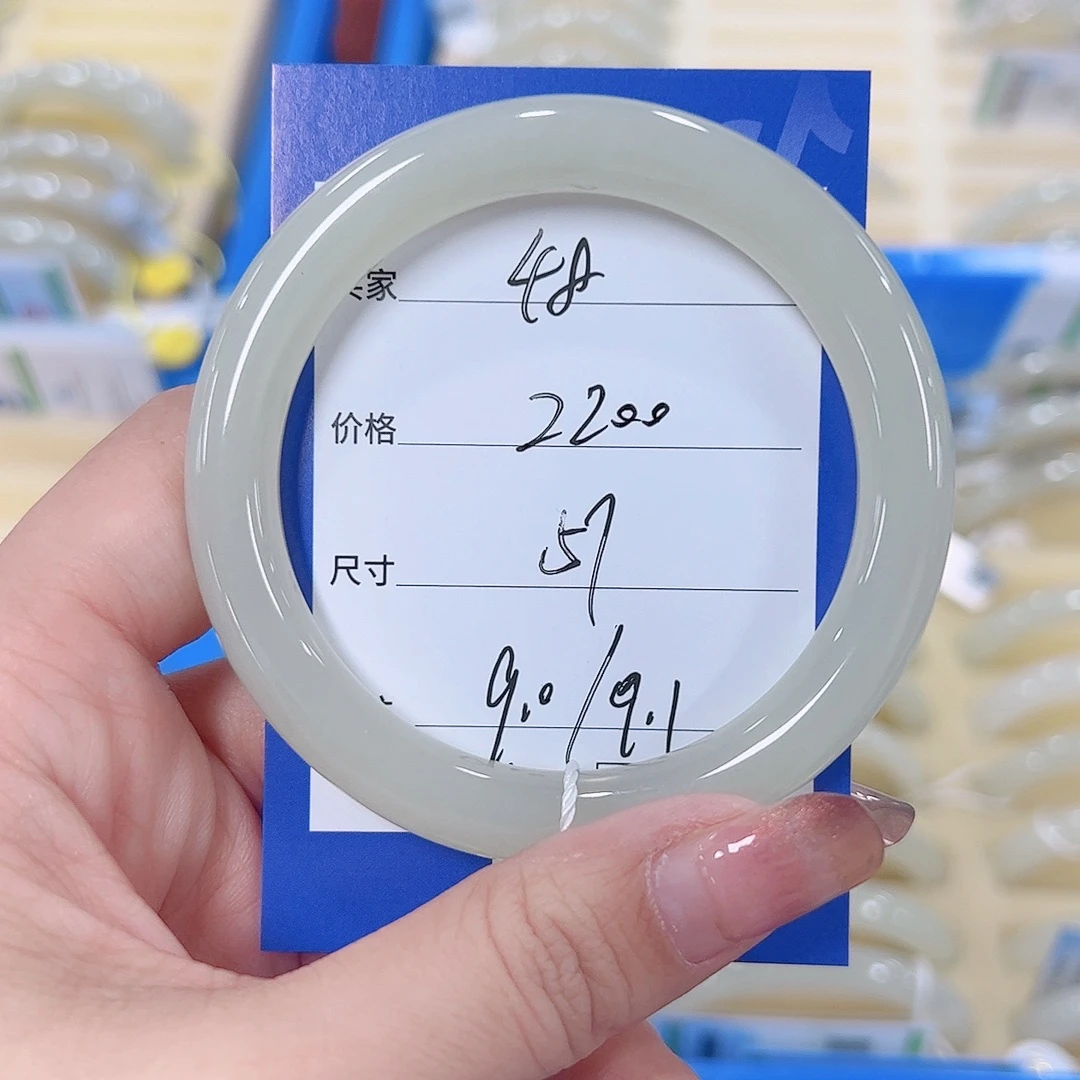 和田玉未镶嵌手镯48