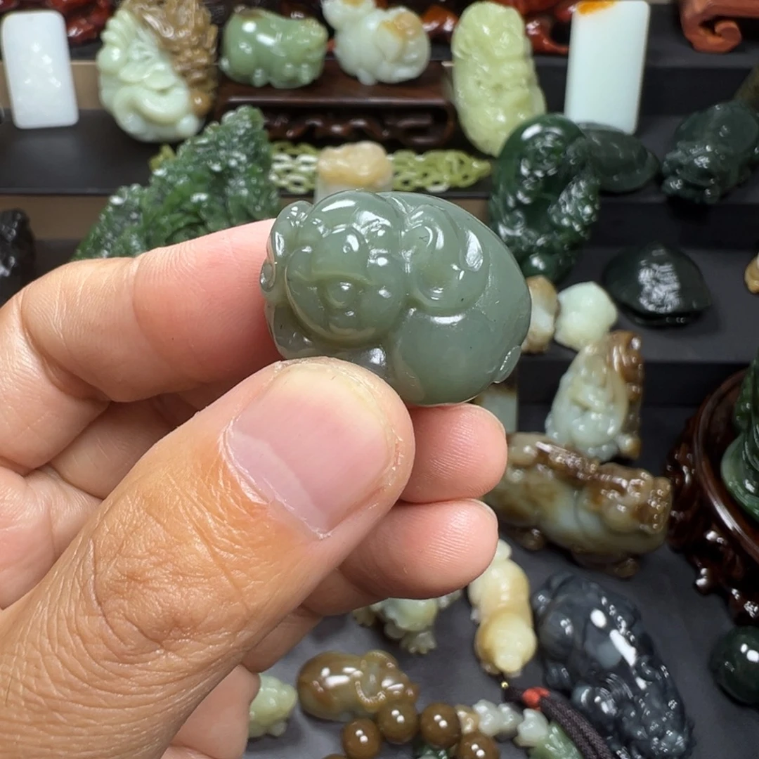 和田玉未镶嵌挂件