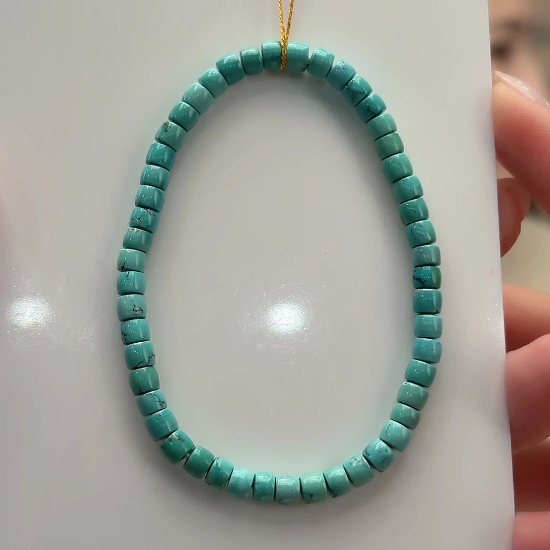绿松石未镶嵌颈饰