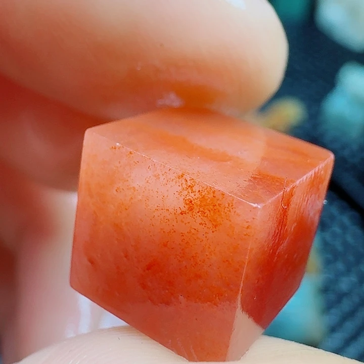 老挝石真真正正章