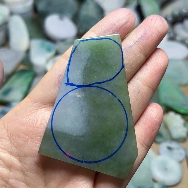 定制翡翠未镶嵌A货