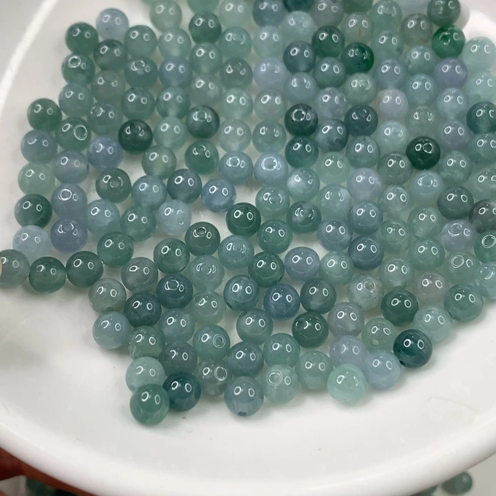 翡翠散珠翡翠散珠卡4.7。 50颗