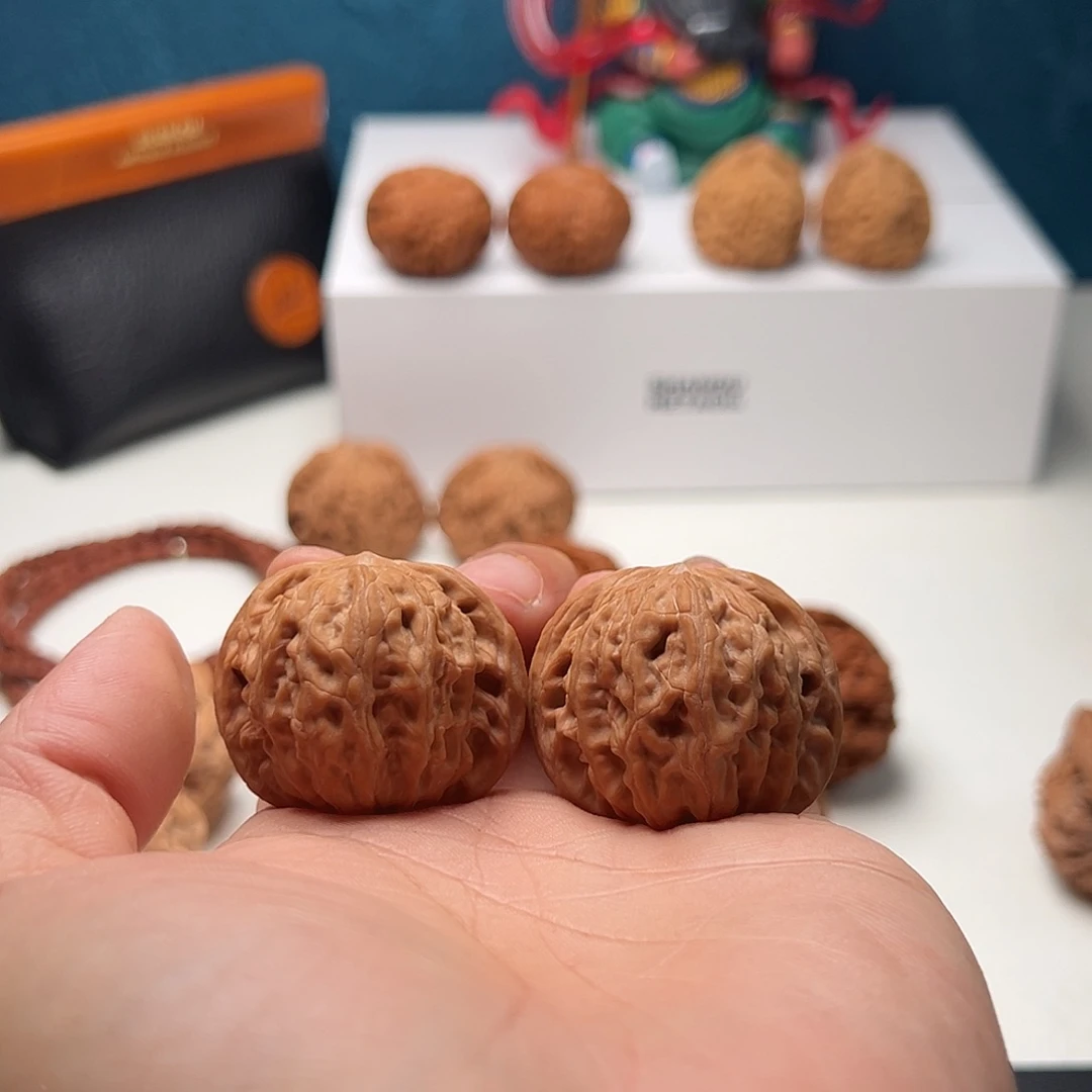 ****土文玩核桃吊坠磨盘