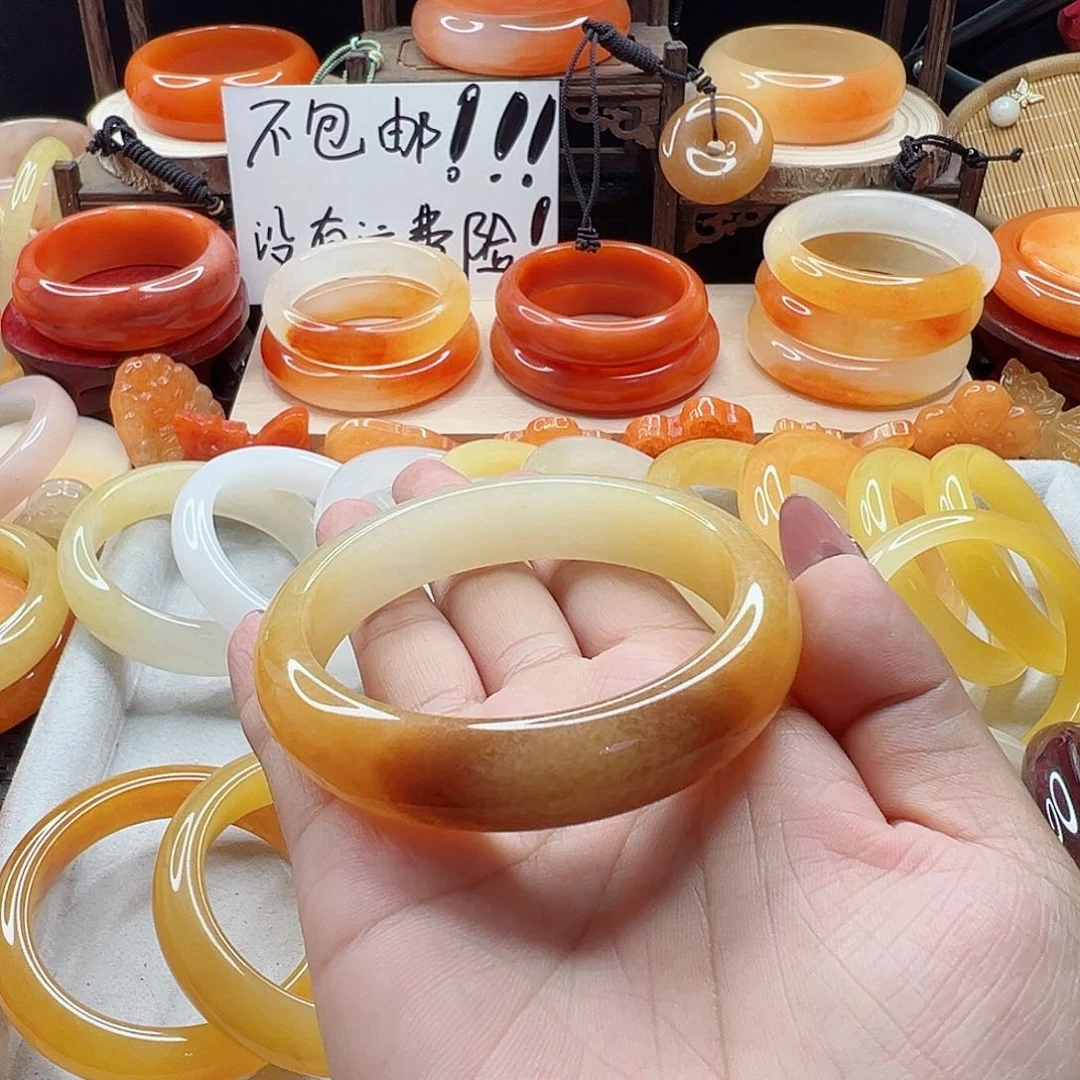 石英质玉（黄龙玉）未镶嵌手镯包容60.5