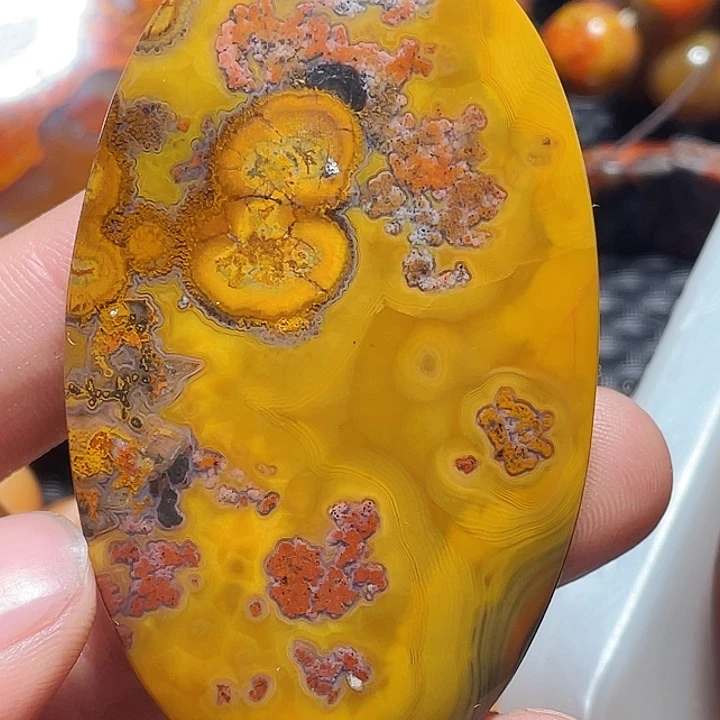 玛瑙/玉髓玛瑙未镶嵌三**圣