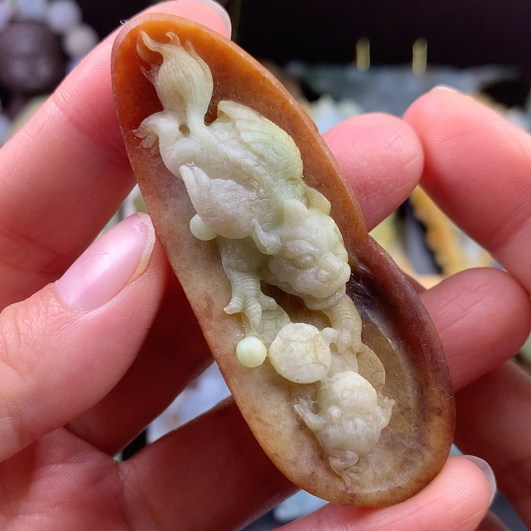 定制翡翠未镶嵌貔貅