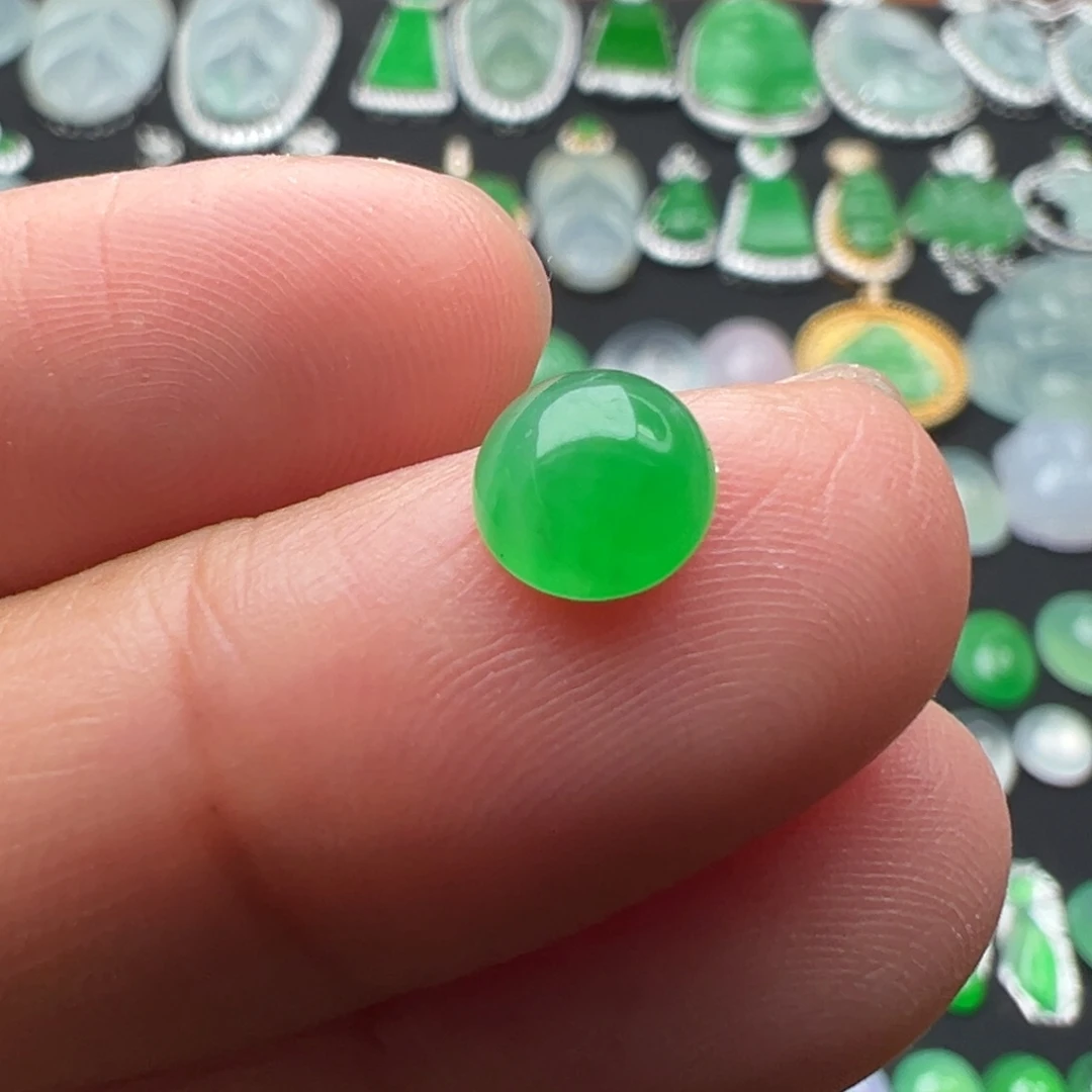 翡翠颈饰未镶嵌蛋6.7