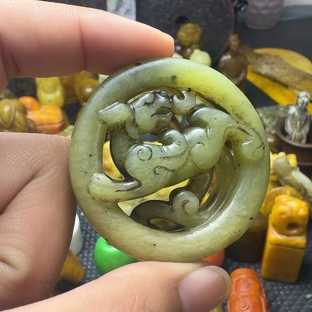 白玉菩提吊坠。。。