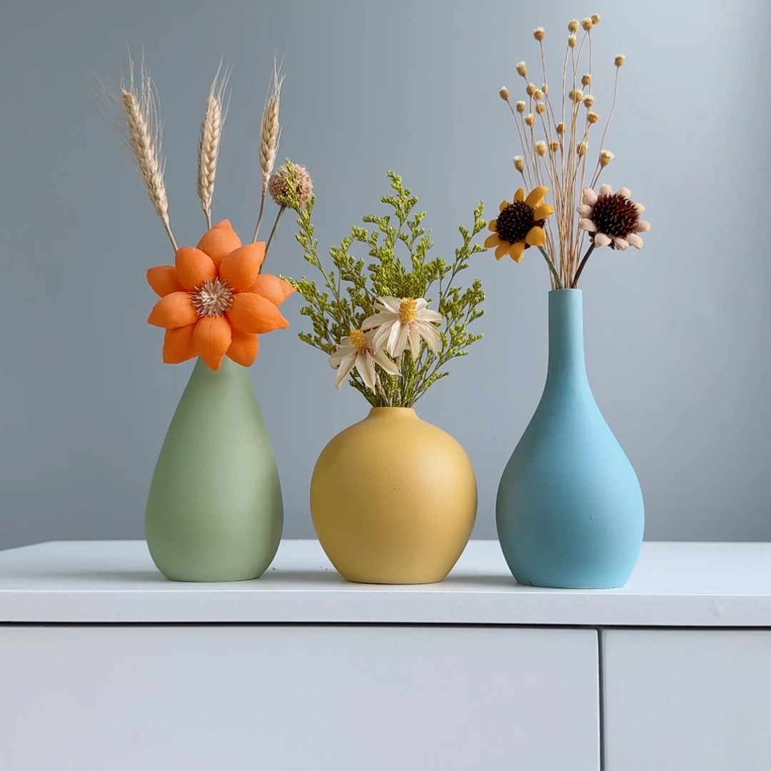 摆件陶瓷小花瓶含花总高约20-30cm