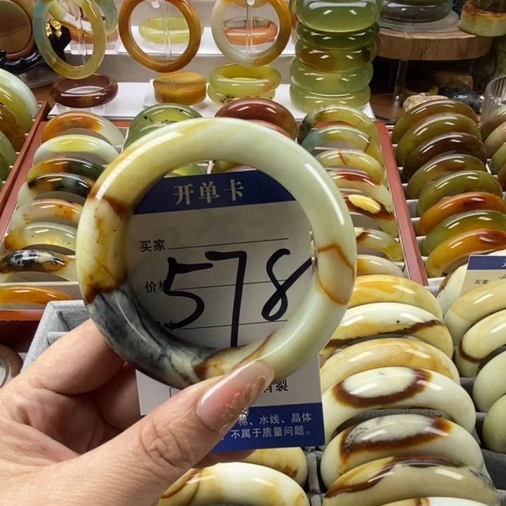 蛇纹石玉未镶嵌手镯58