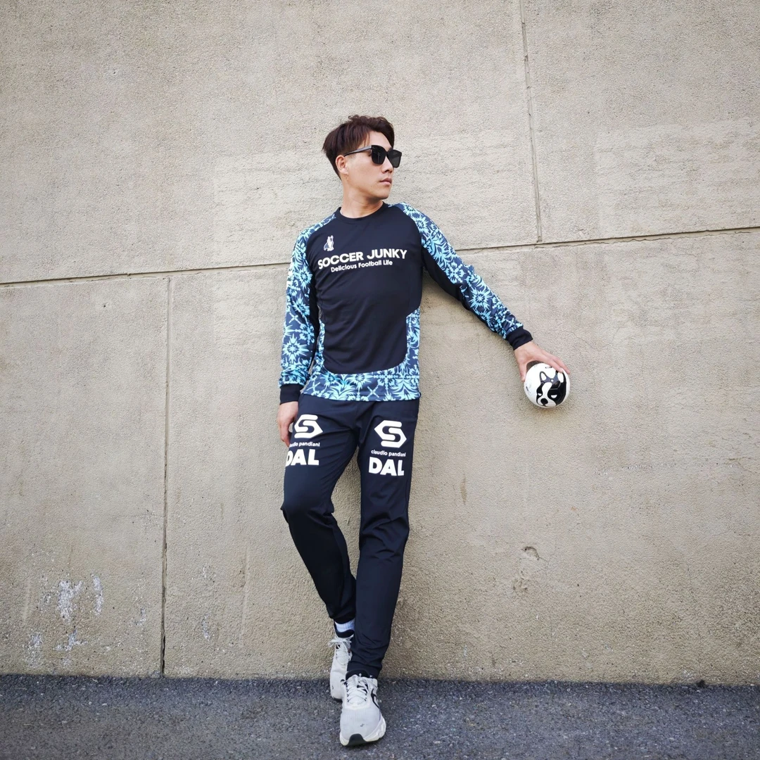 soccer junky足球狗鸢尾花系列拼接撞色圆领透气运动休闲速干长袖