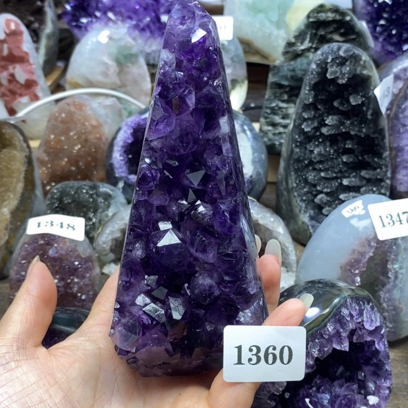 【闪购商品】未镶嵌大型摆件（非配饰）紫晶