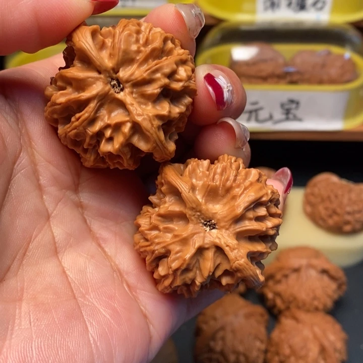 吊坠文玩核桃39苹果园