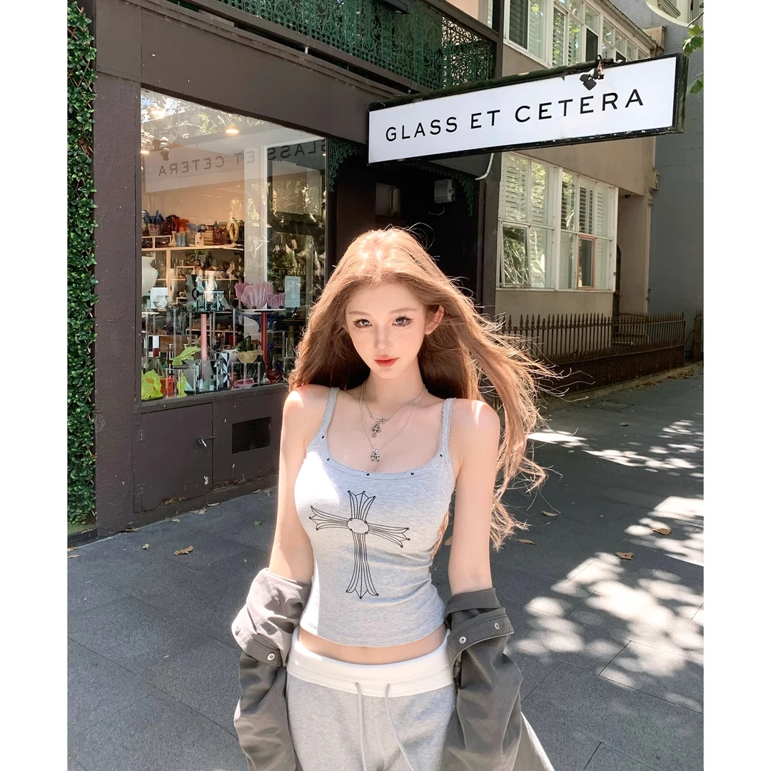 芯娇晴美式纯欲辣妹吊带背心女春夏新款韩系刺绣烫钻印花无袖上衣