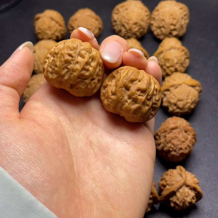 文玩核桃吊坠34+蛤蟆头