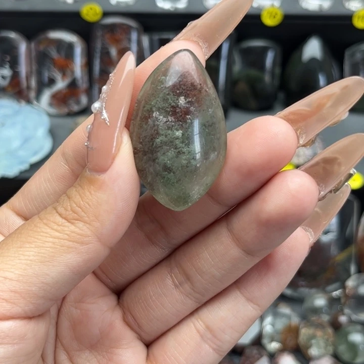 未镶嵌吊坠(赠链)水晶