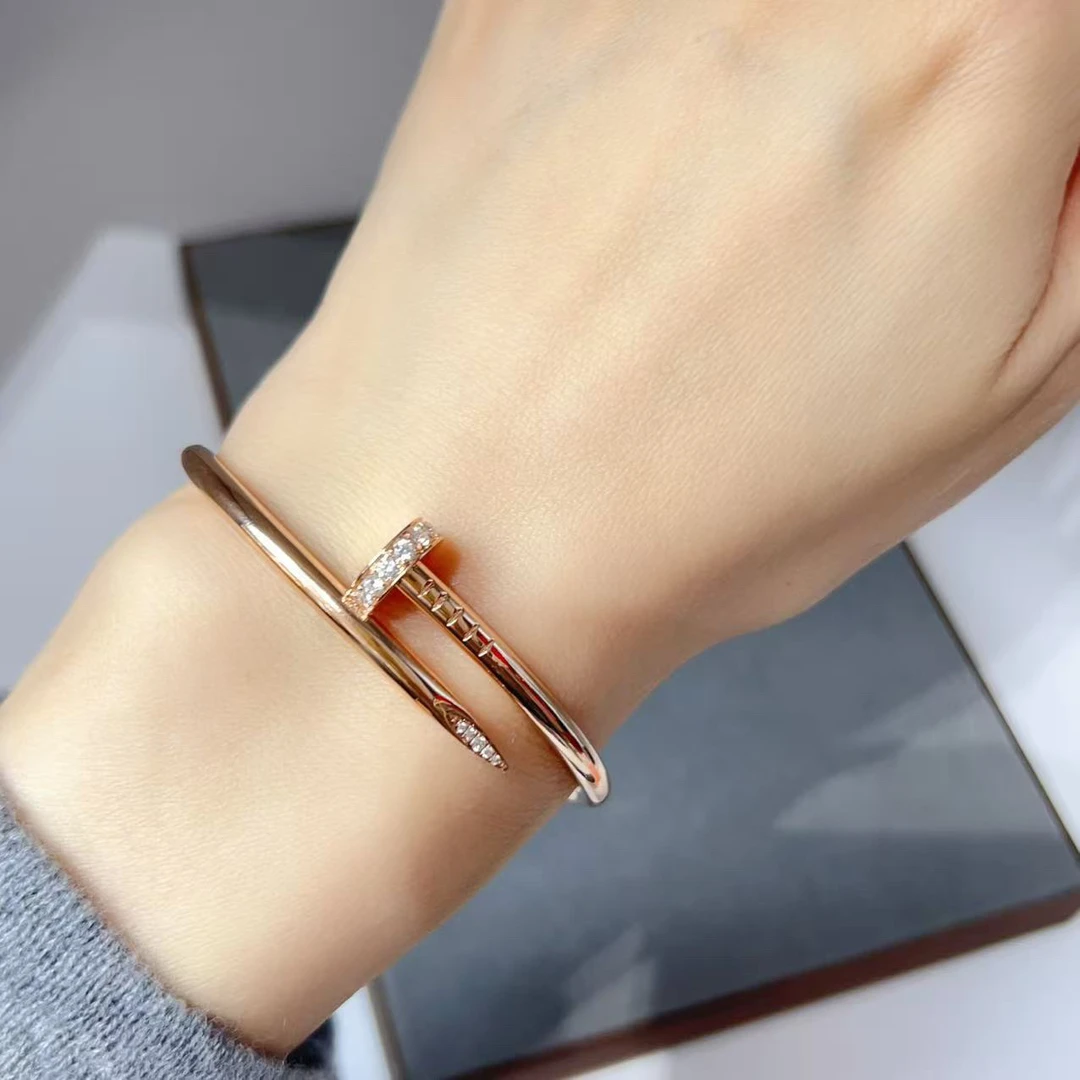 【钉子】头尾钻手镯 17 圈口