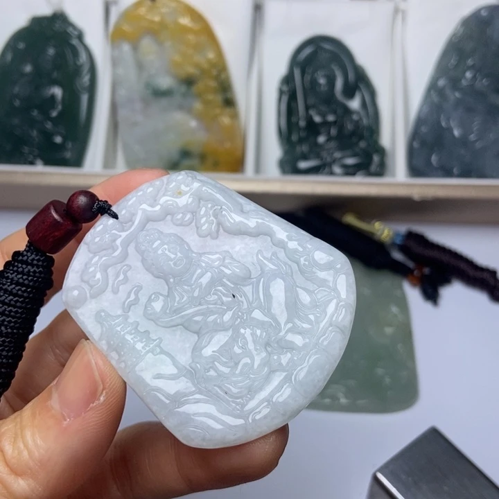 翡翠未镶嵌挂件翡翠