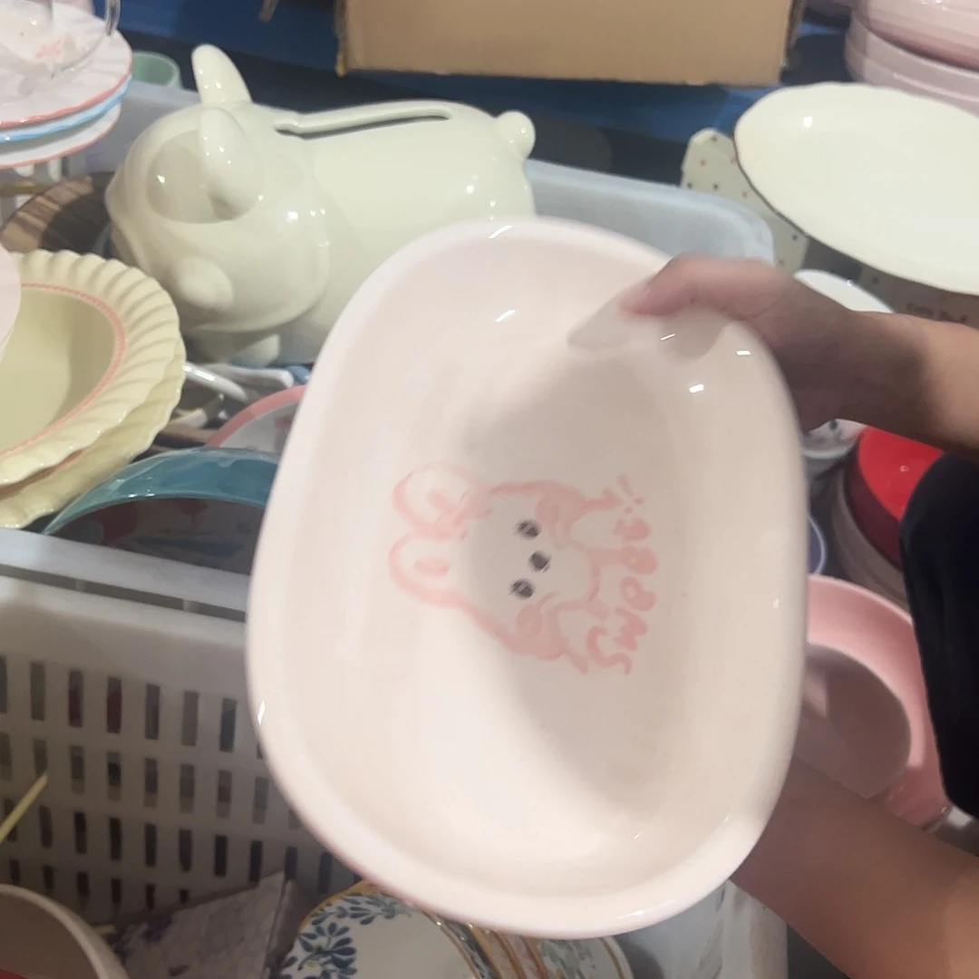 瓷片粉色兔子鱼盘一个