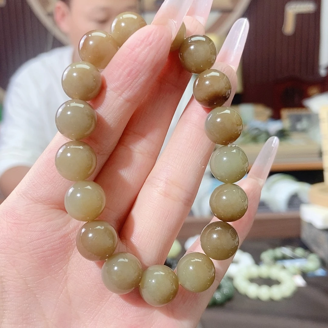 温***暖未镶嵌手链和田玉