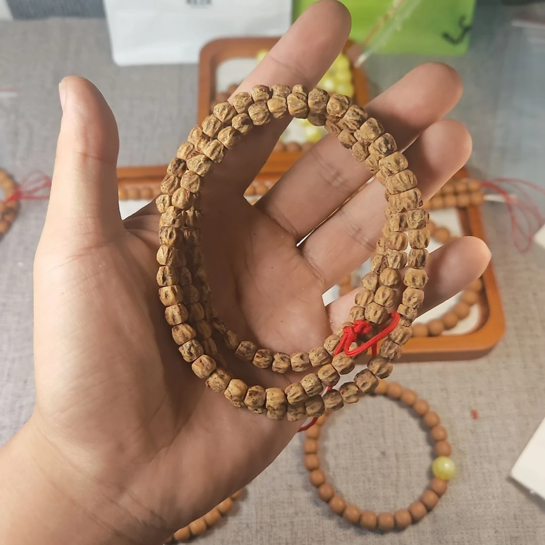 猴头核桃吊坠百香籽