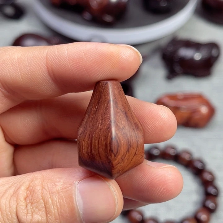 把件黄花梨/降香黄檀三通