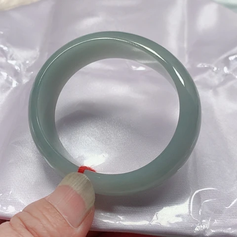 一***吞翡翠未镶嵌手镯缅甸翡翠手镯