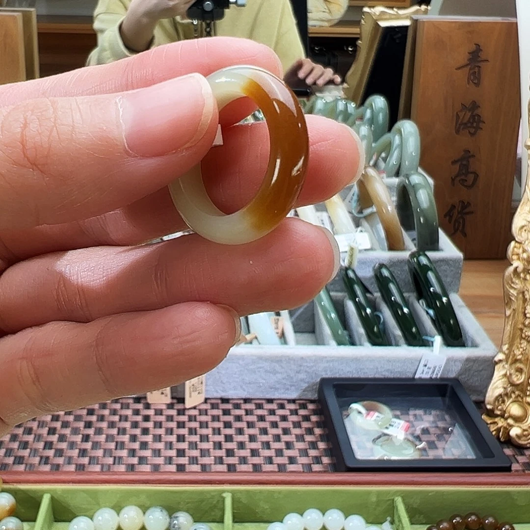 和田玉未镶嵌戒指若羌料糖白