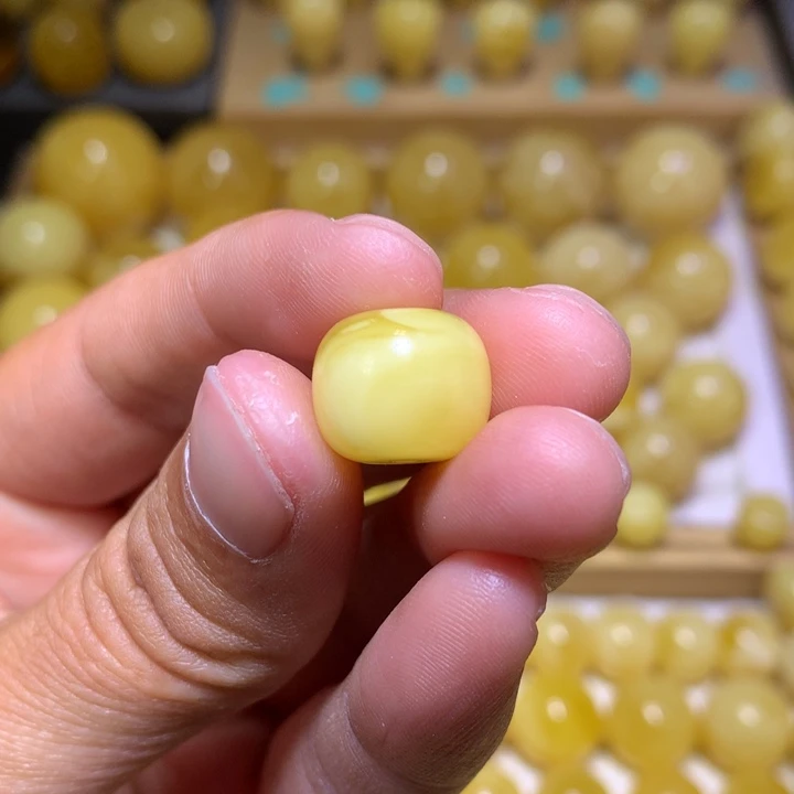 蜜蜡裸石未镶嵌静*天然俄料白花蜜蜡老型13.1