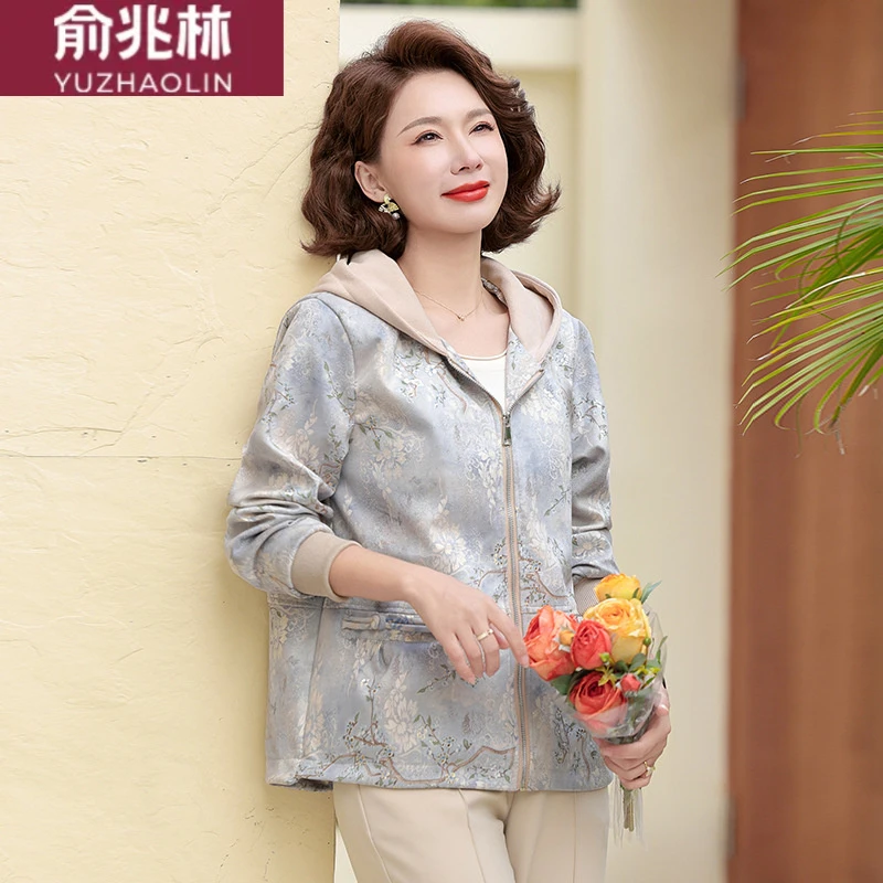 俞兆林中老年人女装春秋连帽夹克衫小个子新款妈妈春装外套休闲气