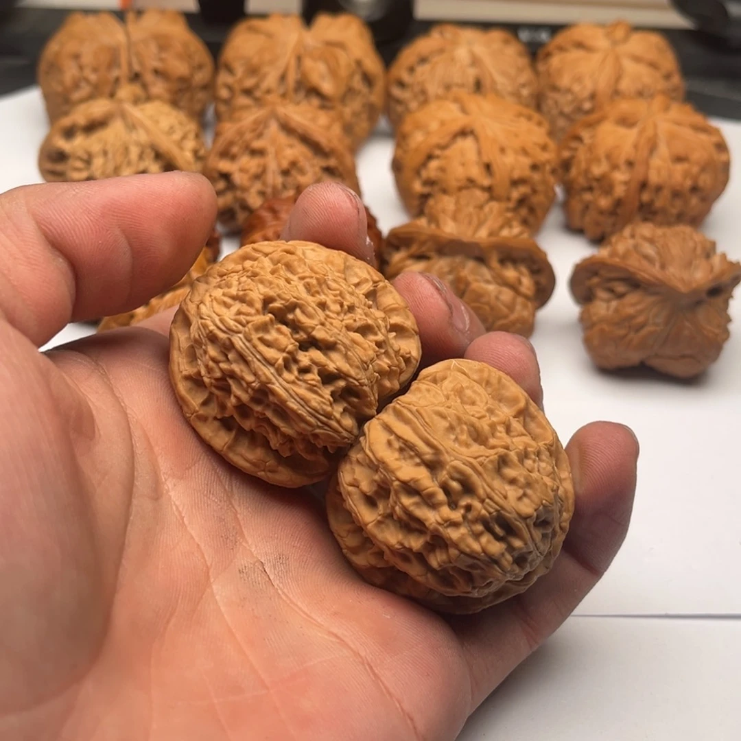 文玩核桃手把件亿核