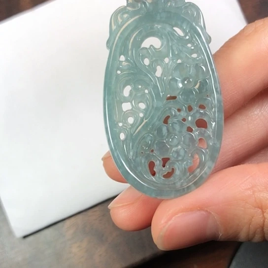 翡翠未镶嵌颈饰缅甸A货，每天下午1点半开播