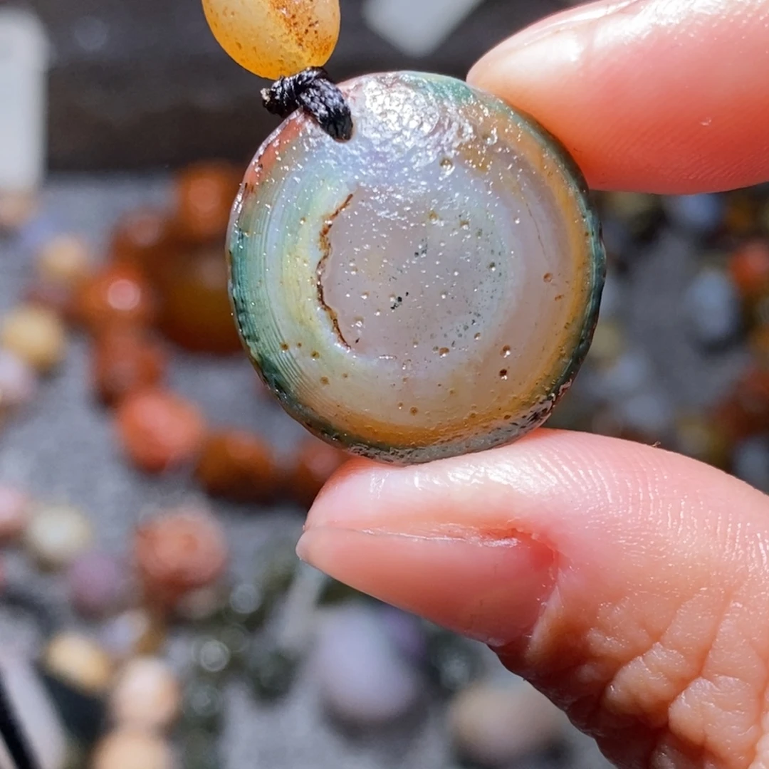 玛瑙/玉髓未镶嵌珠宝半成品