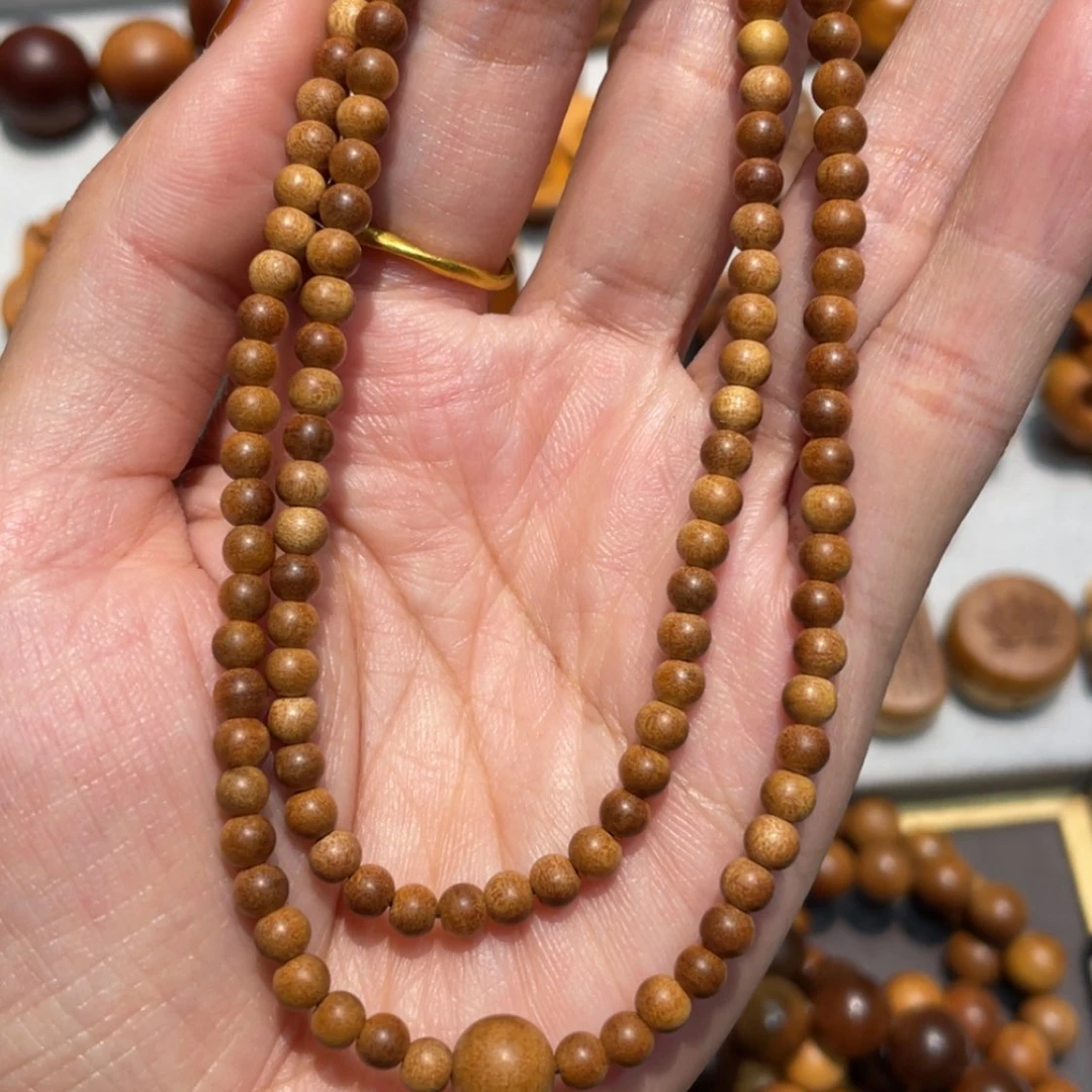【闪购商品】檀香木手串/手链陈****音0.4×128风化老料横纹