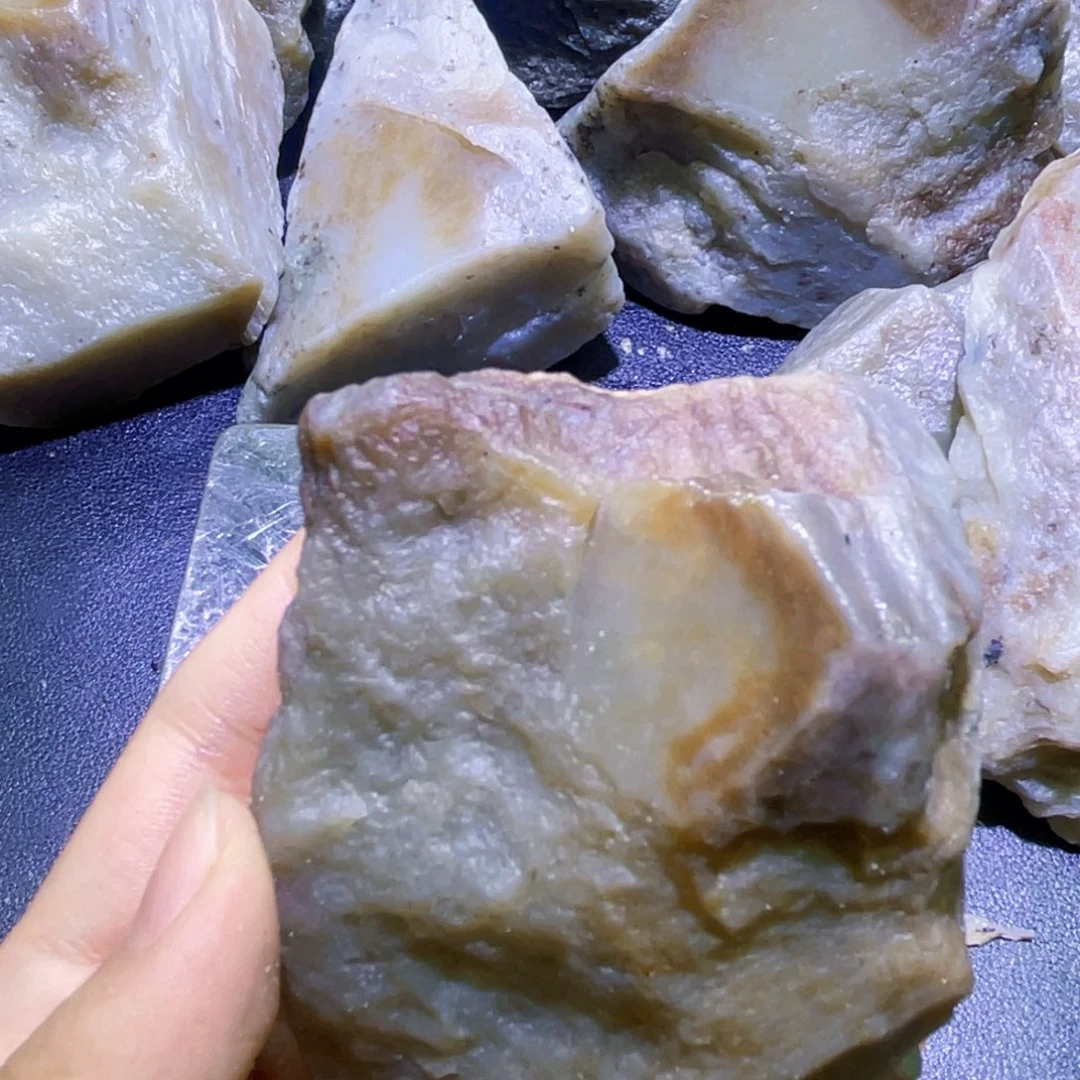 未镶嵌和田玉珠宝半成品