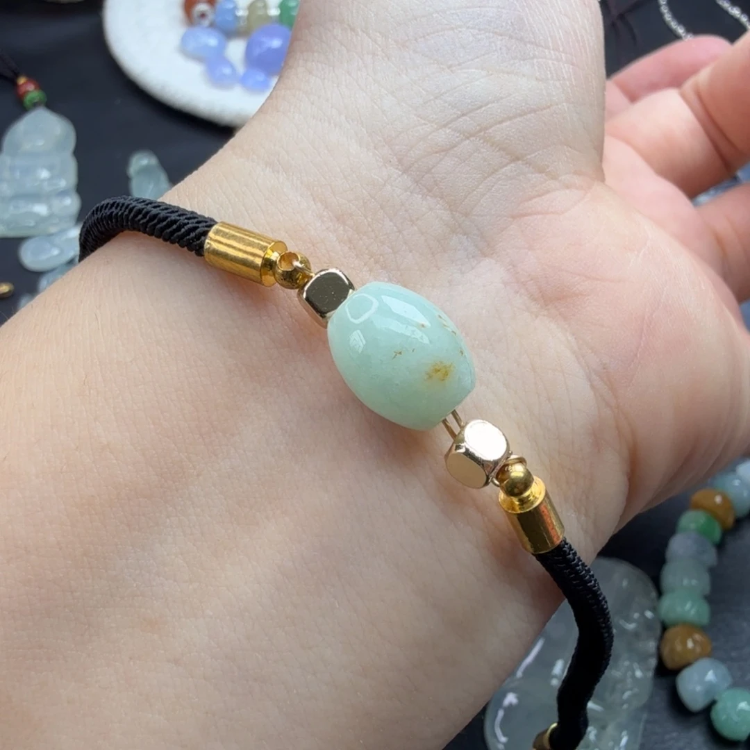 翡翠未镶嵌颈饰121