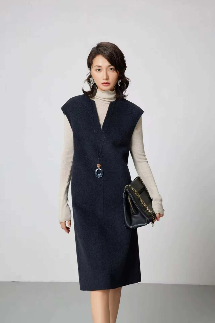 【澳阳】2025女款黑色山羊绒气质百搭显瘦秋冬马甲裙
