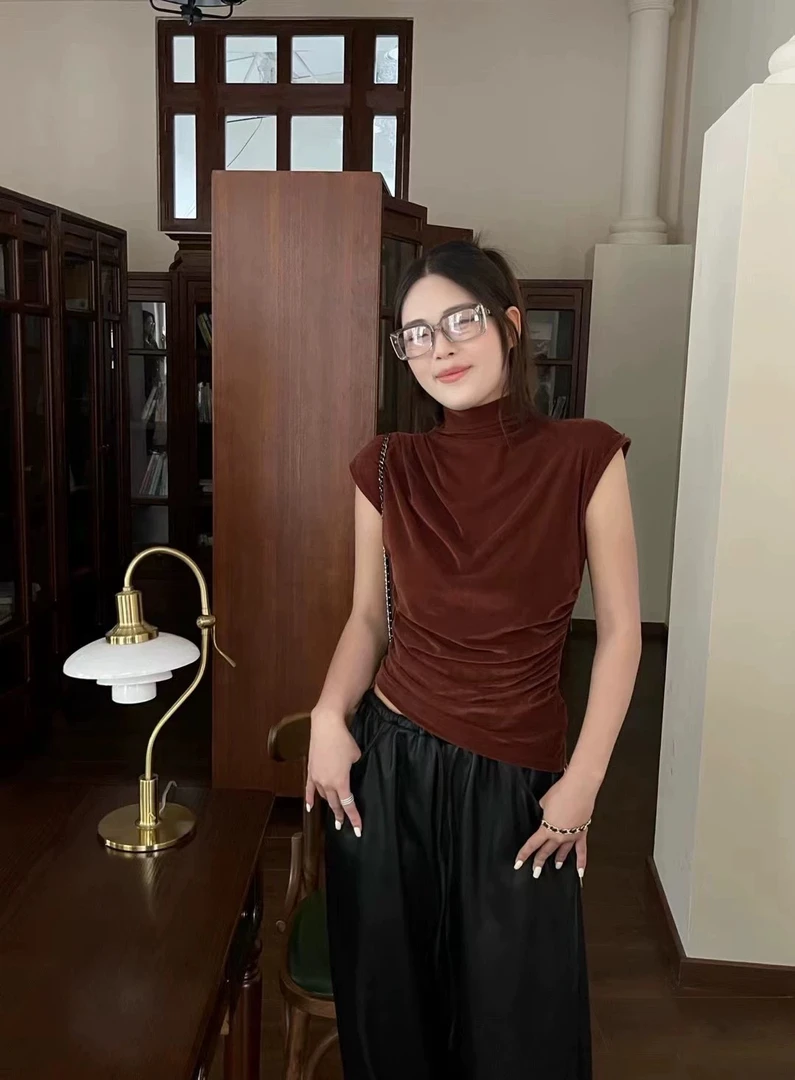 无袖纯色修身型T恤夏季套装休闲百搭修身高领打底衫褶皱气质