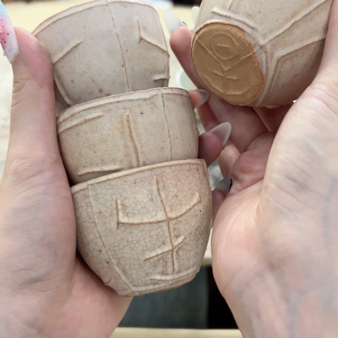 秦***傅瓷片陶瓷制品厂及冶金等